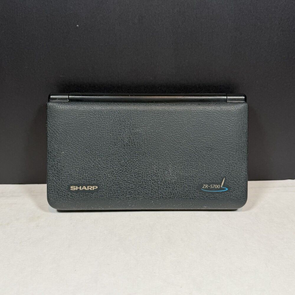 Sharp Zaurus ZR-5800 PDA Organizer 2MB Stylus Made in Japan Powers On [Read]